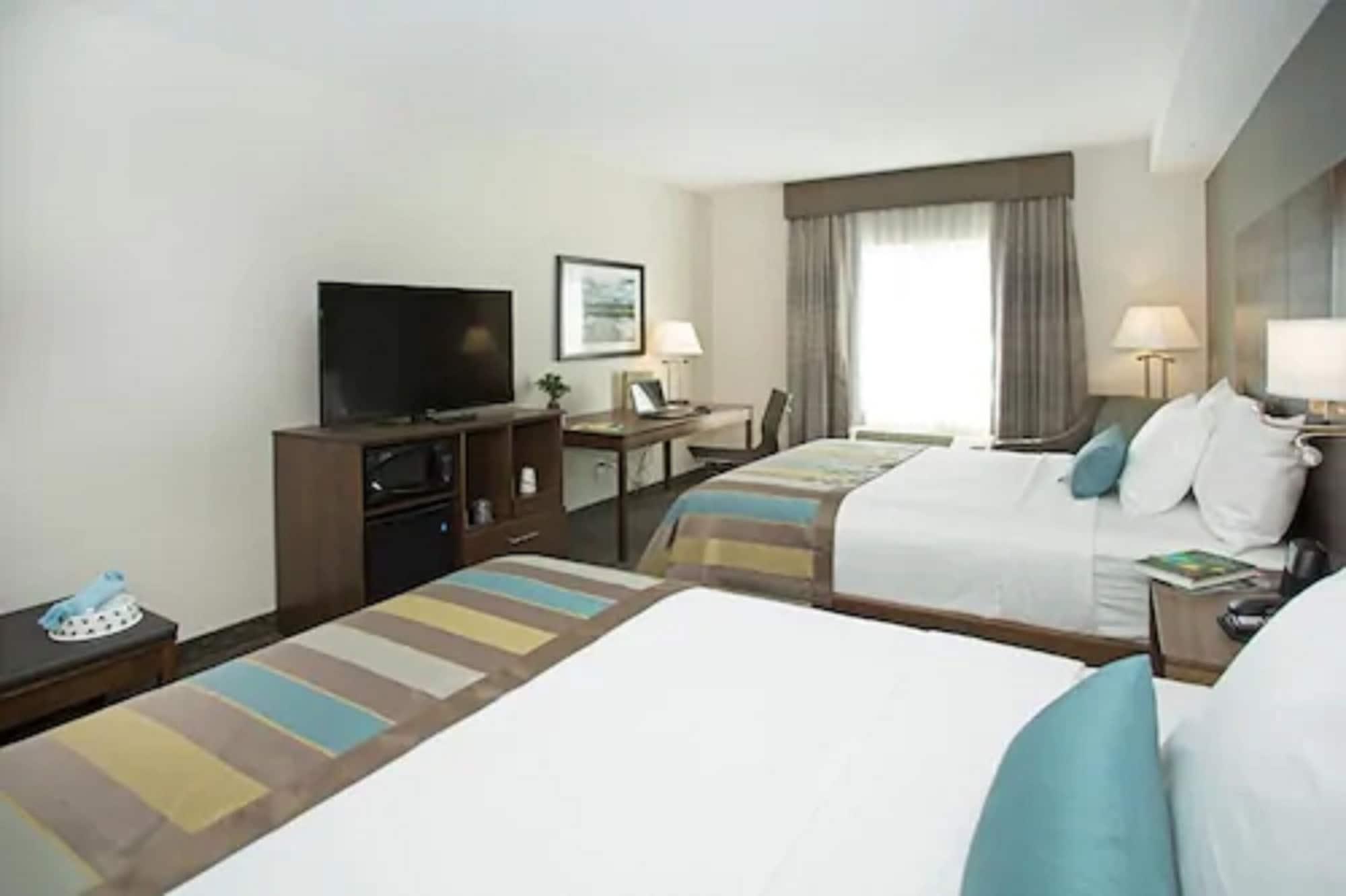 Wingate By Wyndham Calgary Airport Hotel Bagian luar foto