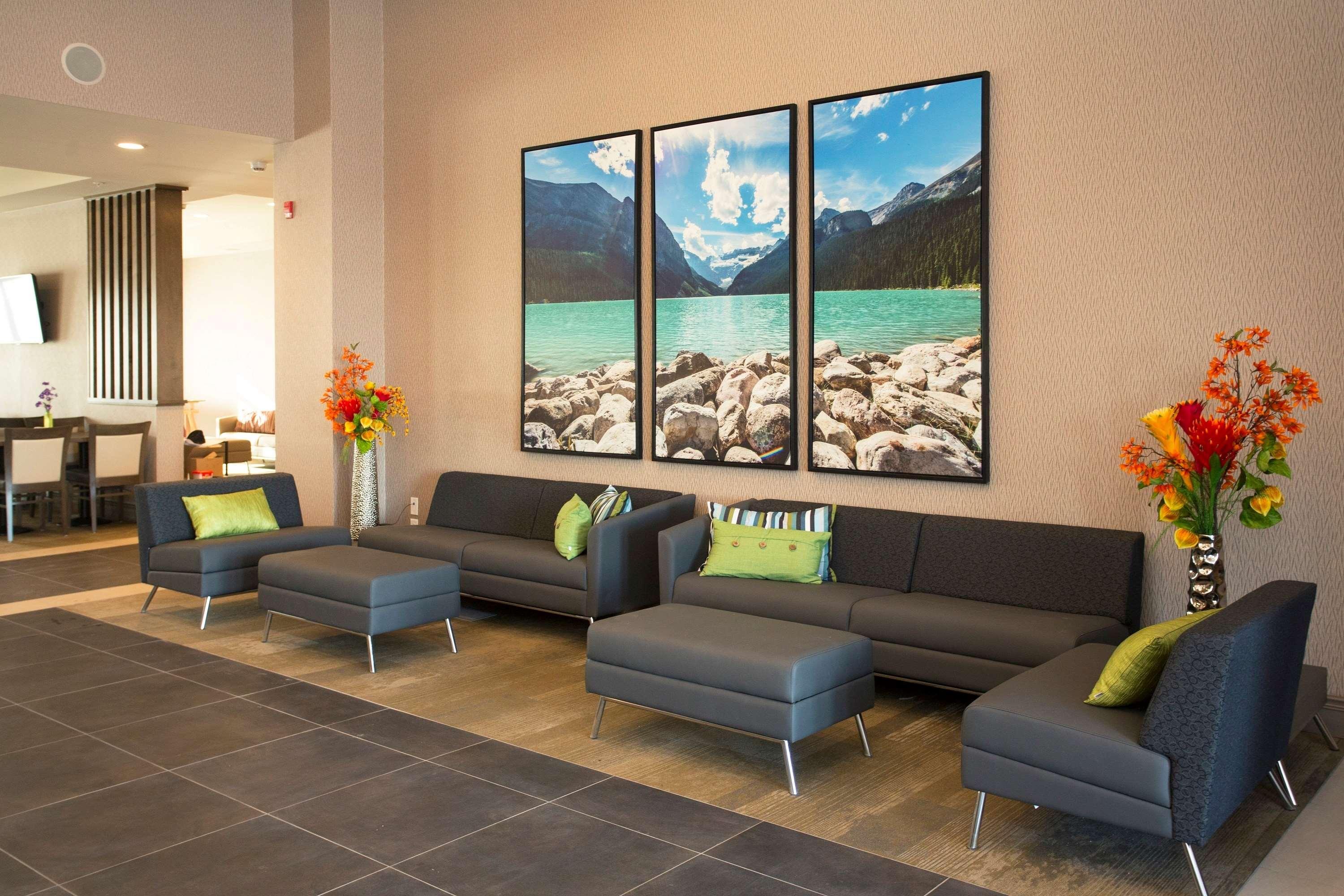Wingate By Wyndham Calgary Airport Hotel Bagian luar foto